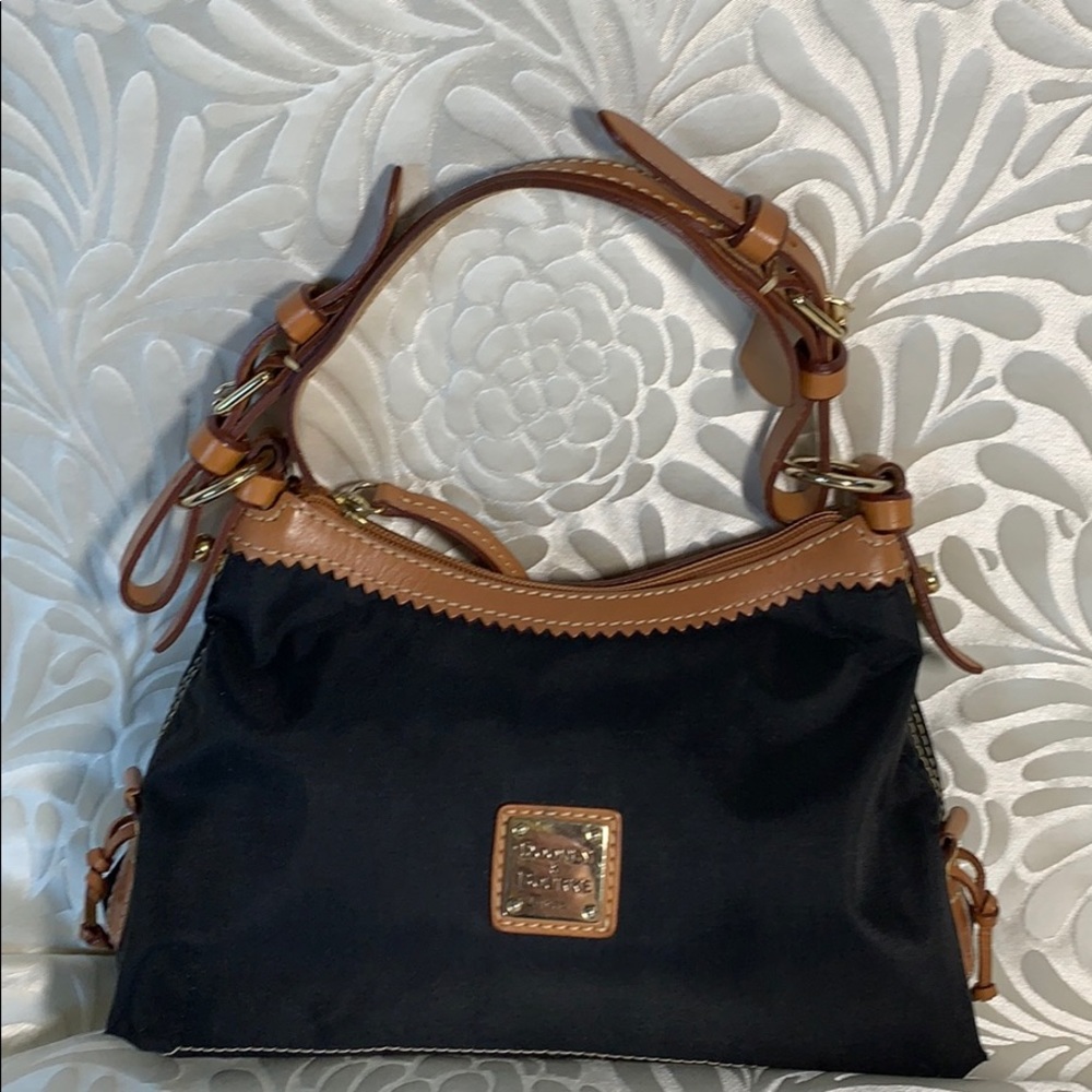 Dooney & Bourke nylon east west slouch
